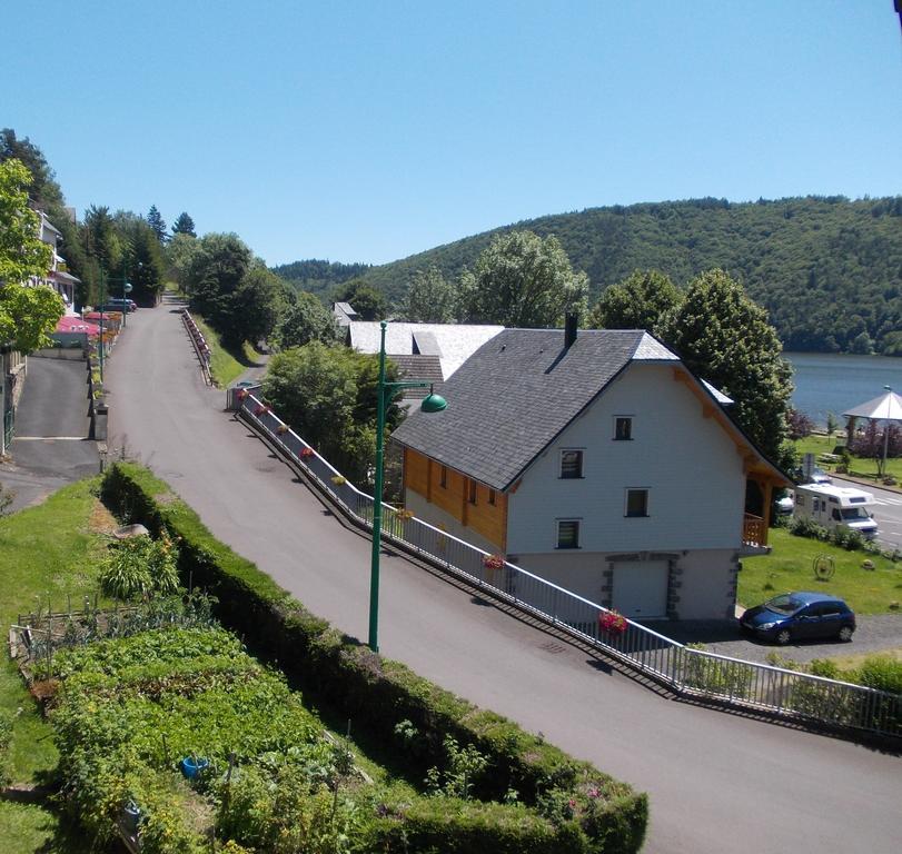 La Vue Sur Le Paradis Chambon-sur-Lac Pokoj fotografie